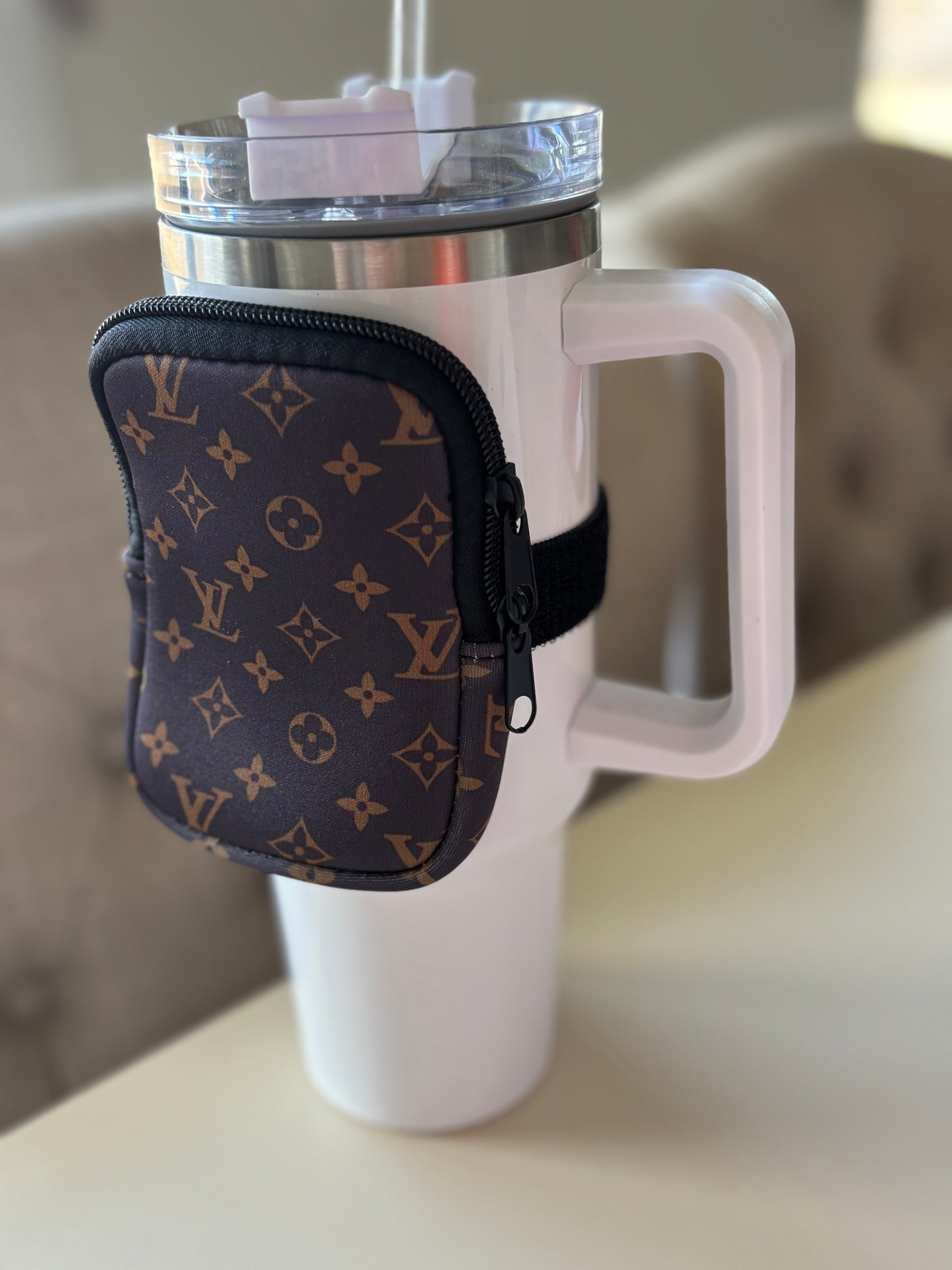 Cup wallet