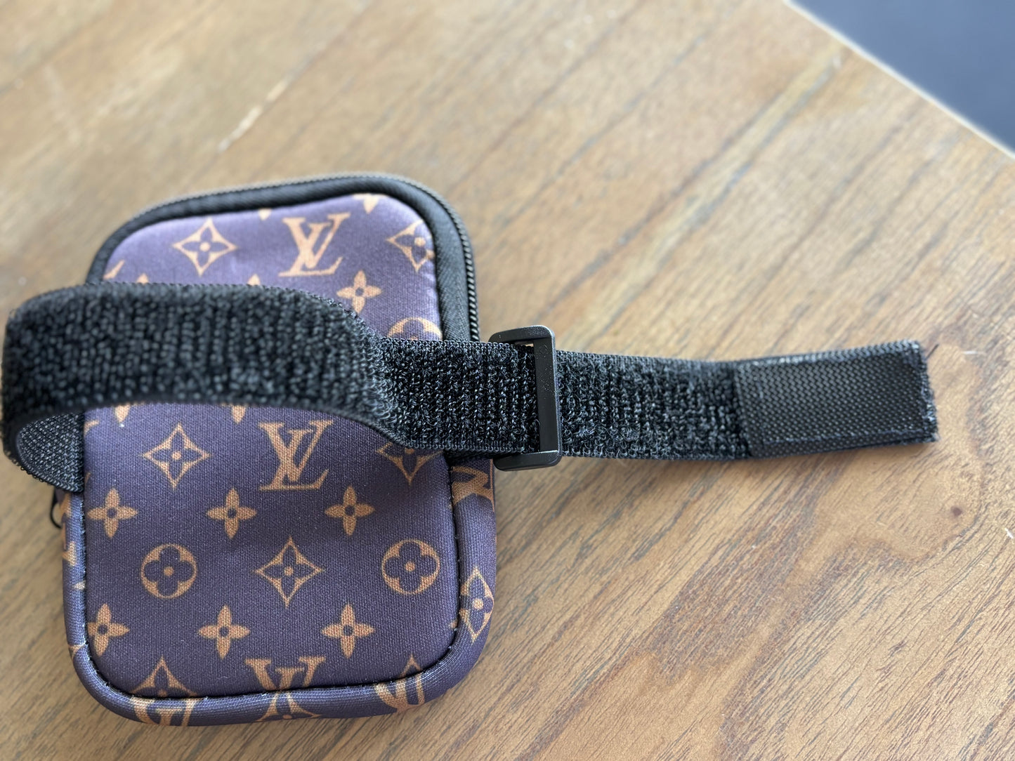 Cup wallet